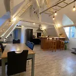 Sous Les Toits Des Jacobins, 3 Chambres, Wifi 公寓 阿棉