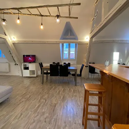 Sous Les Toits Des Jacobins, 3 Chambres, Wifi *