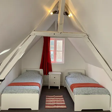 Apartment Sous Les Toits Des Jacobins, 3 Chambres, Wifi Amiens