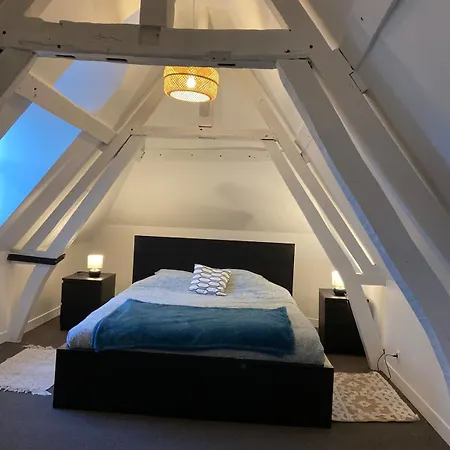 Apartment Sous Les Toits Des Jacobins, 3 Chambres, Wifi Amiens